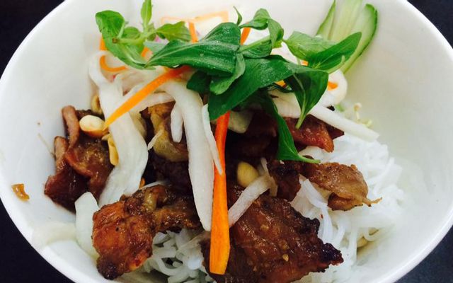 Bún Thịt Nướng & Bún Chả - Núi Trúc