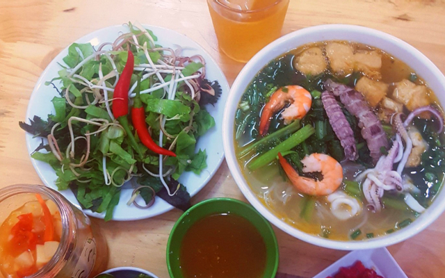 Nem cua bể