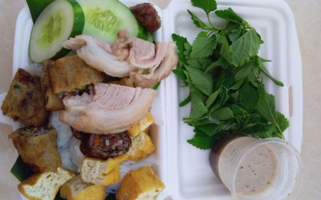 Bún Đậu Mẹt - Ngõ 58 Nguyễn Khánh Toàn