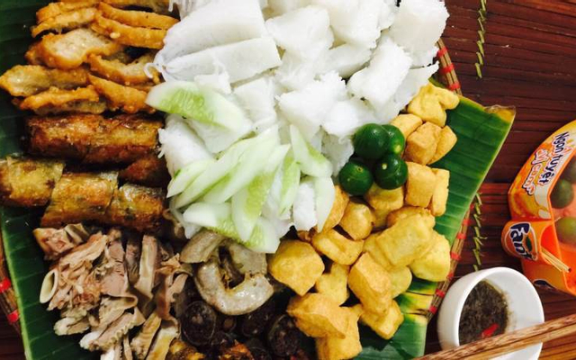 Bún Đậu Dồi