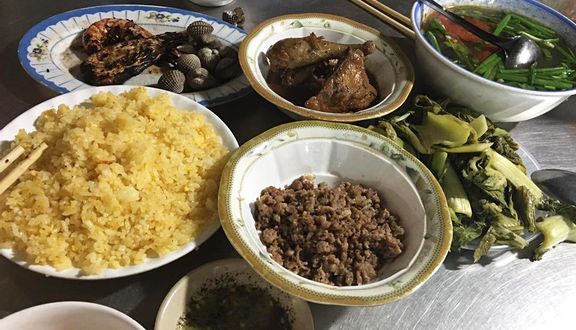 Cơm Bò Xào Cần