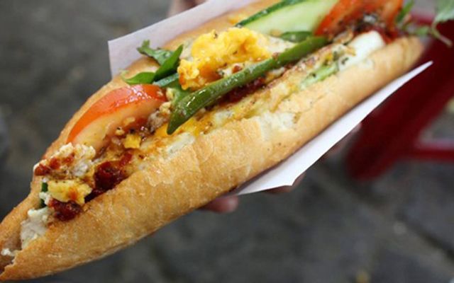 Cô Dung - Xôi Thịt Nướng & Bánh Mì Ốp La