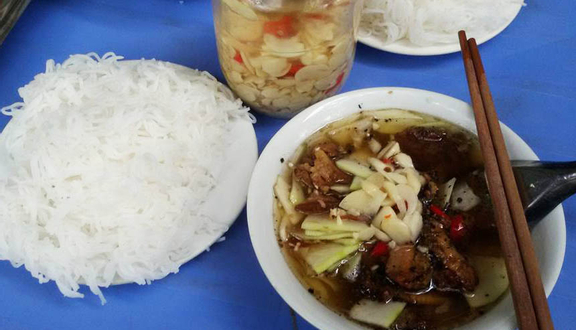 Bún Chả & Bia Hơi Hà Nội - Nguyễn Trãi