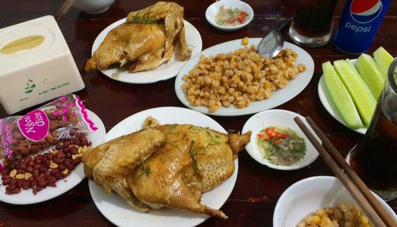 Combo 01 Gà Hấp - Nửa Con + 01 Gà Chiên Mắm
