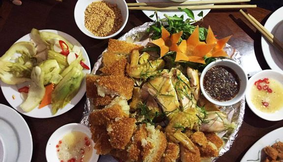 Gà Hấp Lá Chanh