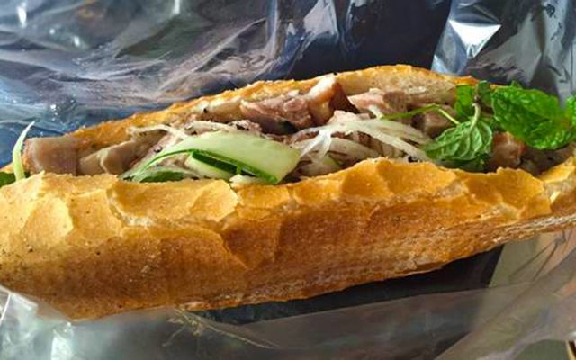 Cô Ân - Bánh Mì Heo Quay 24/24