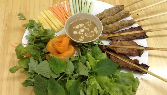 Cơm gà chiên mắm