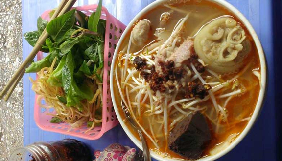 Bún Bò Huế - Nguyễn Chí Thanh