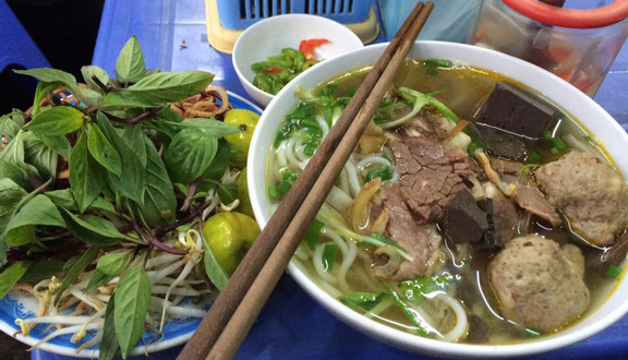 Bún Bò Huế Trang Nam - Lê Văn Hiến
