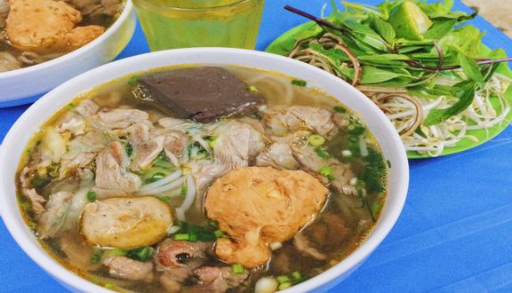 Bún Bò Huế Huy Béo - Trần Khát Chân