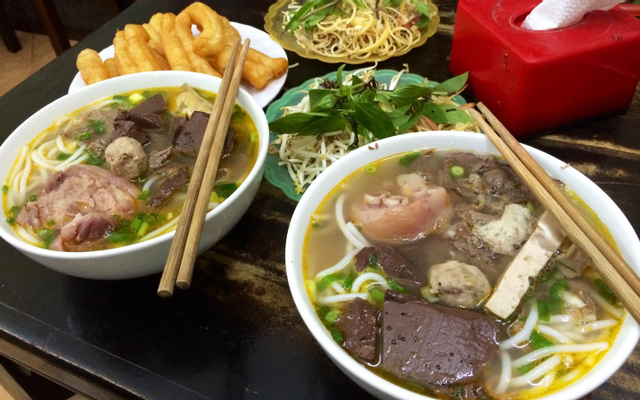 Bún Bò Huế - Đường Láng