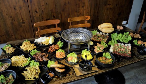 Cơm Heo Xíu Mại