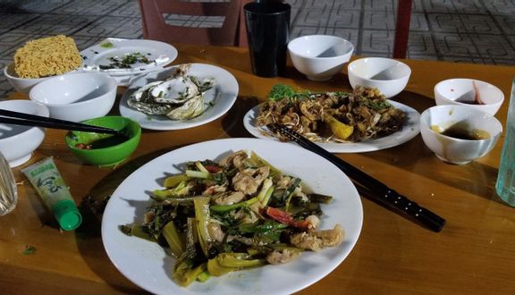 Bụi Quán - Hải Sản & Ốc Ba Miền