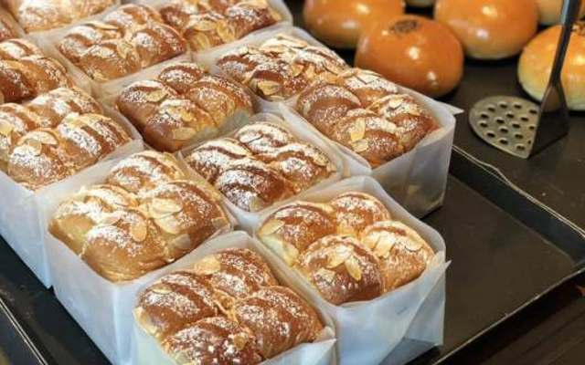 Bread Factory - Hoàng Trọng Mậu