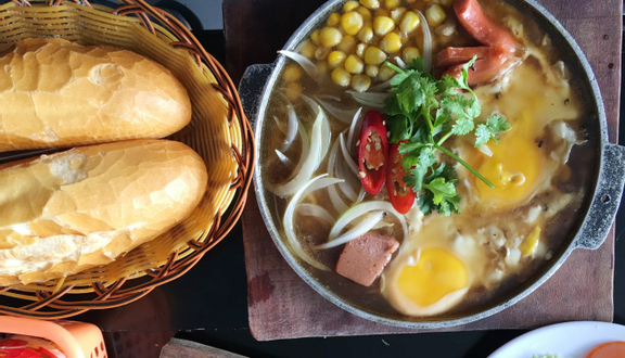 Bon Bon - Bánh Mì Chảo & Kem Dừa Thái Lan