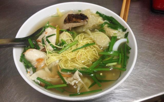 Quán Ăn Bình Tây - Mì Vằn Thắn & Hoành Thánh