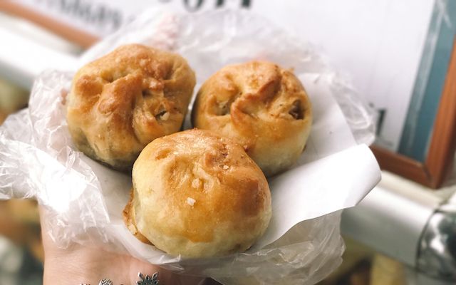 Bánh Xíu Páo - Đền Quán Thánh