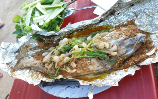 Gỏi xoài cá cơm