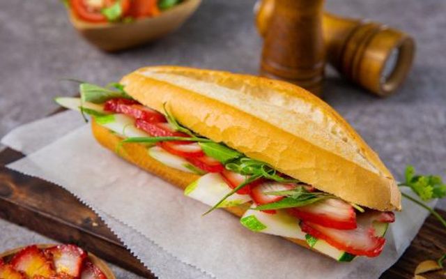 Bánh Mì V+ - Minh Khai
