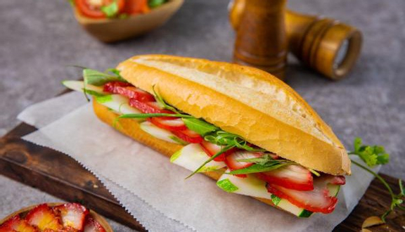 Bánh Mì V+ - Liễu Giai