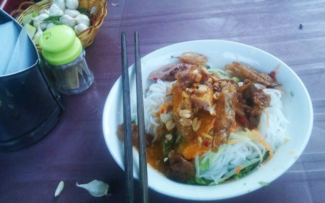 Bún Thịt Nướng & Nem Nướng - Tháp Bà
