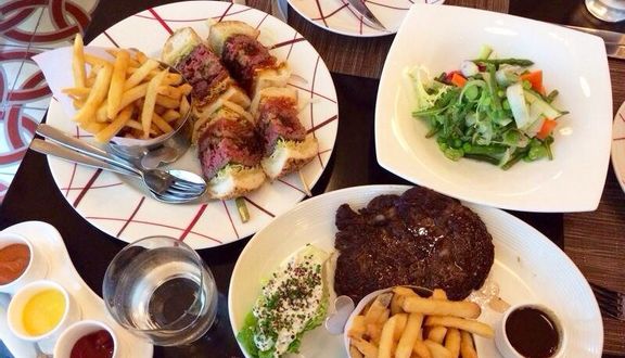 Salad bắp cải mực nướng
