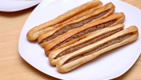 Bánh Mì Linh - 115B6 Phạm Ngọc Thạch