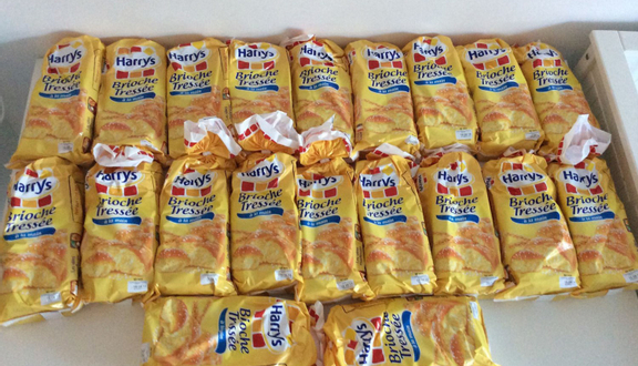 Bánh Mì Hoa Cúc & Sữa Nhập Khẩu - Shop Online