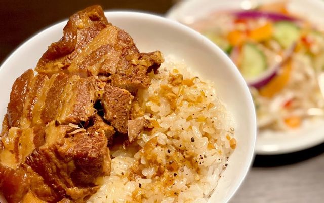 Bánh Mì Cô Thủy - Pate Hải Phòng