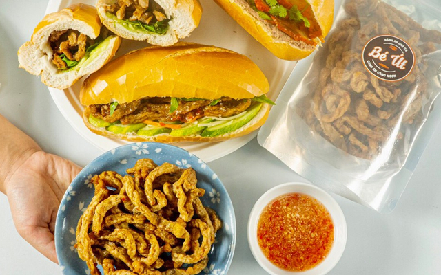 Bánh Mì Chả Cá Bé Út - Xã Đàn