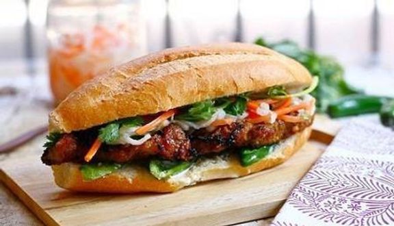 Bánh Mì B - Bánh Mì Hội An - Lương Văn Can