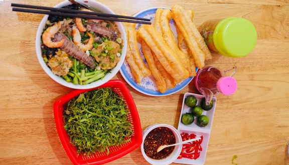 Bánh Đa Cua & Hải Sản Hải Phòng - Thượng Đình