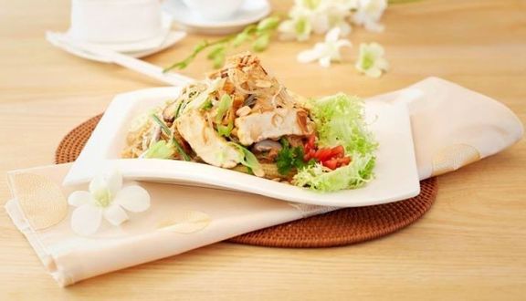 Nấm xào xúc bánh tráng