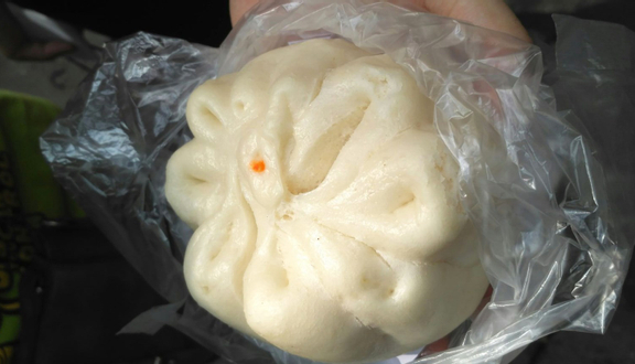 Bánh Bao Trứng Muối - Triệu Việt Vương
