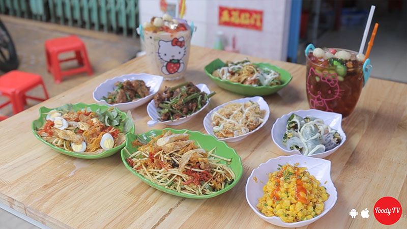 Bánh tráng cuốn nước bò