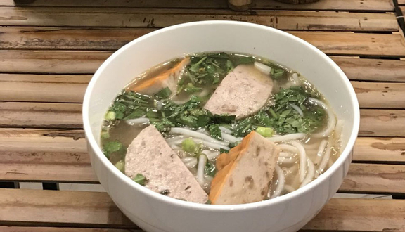 Bún bò tái + sụn