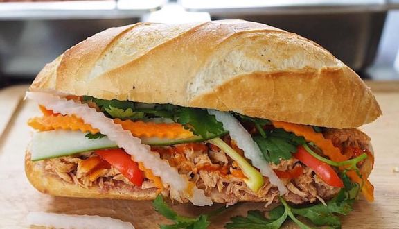 Bánh Mì Gà
