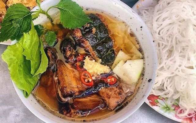 Bà Vượng - Bún Chả Nem Cua Bể - Ngô Sĩ Liên