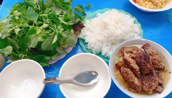Bà Năm - Bún Chả & Bánh Cuốn Gia Truyền