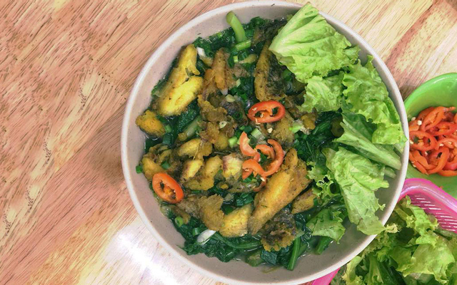 Bà Hạnh - Bánh Đa Cá Rô Đồng - Bà Triệu