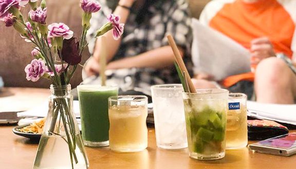 B - Indie Cafe