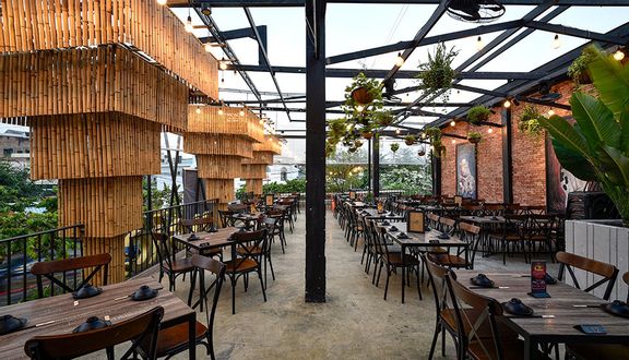 Chân Gà Rang Muối