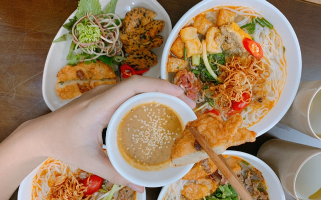 Tố Annn - Bún Riêu Chấm