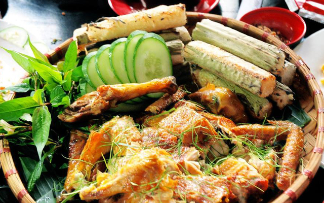 Buffet Rau Sạch Đà Lạt & Cơm Lam Gà Nướng