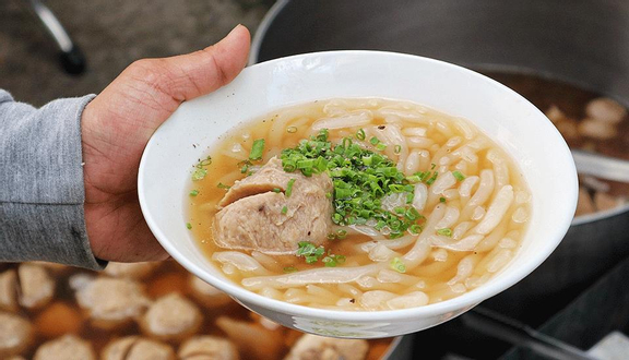 C3: Đặc Biệt Thập Cẩm và Bánh Canh Thịt Xắt Bò Viên