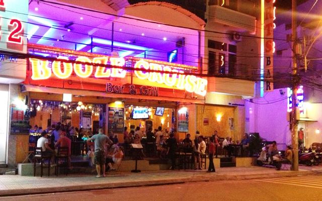 Booze Cruise Bar & Grill