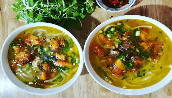 Lẩu cá hú