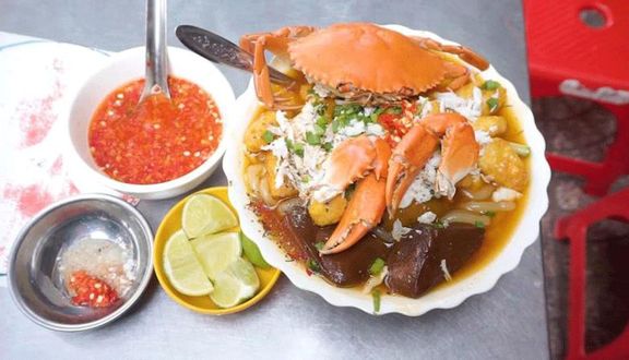 Bánh canh cua xé chả