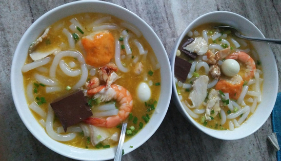 Bún giò heo