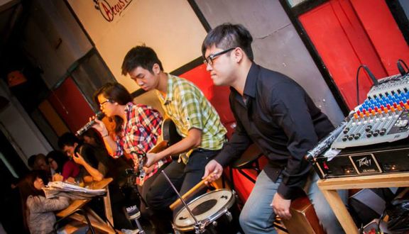 Acoustic Bar - Nguyễn Siêu